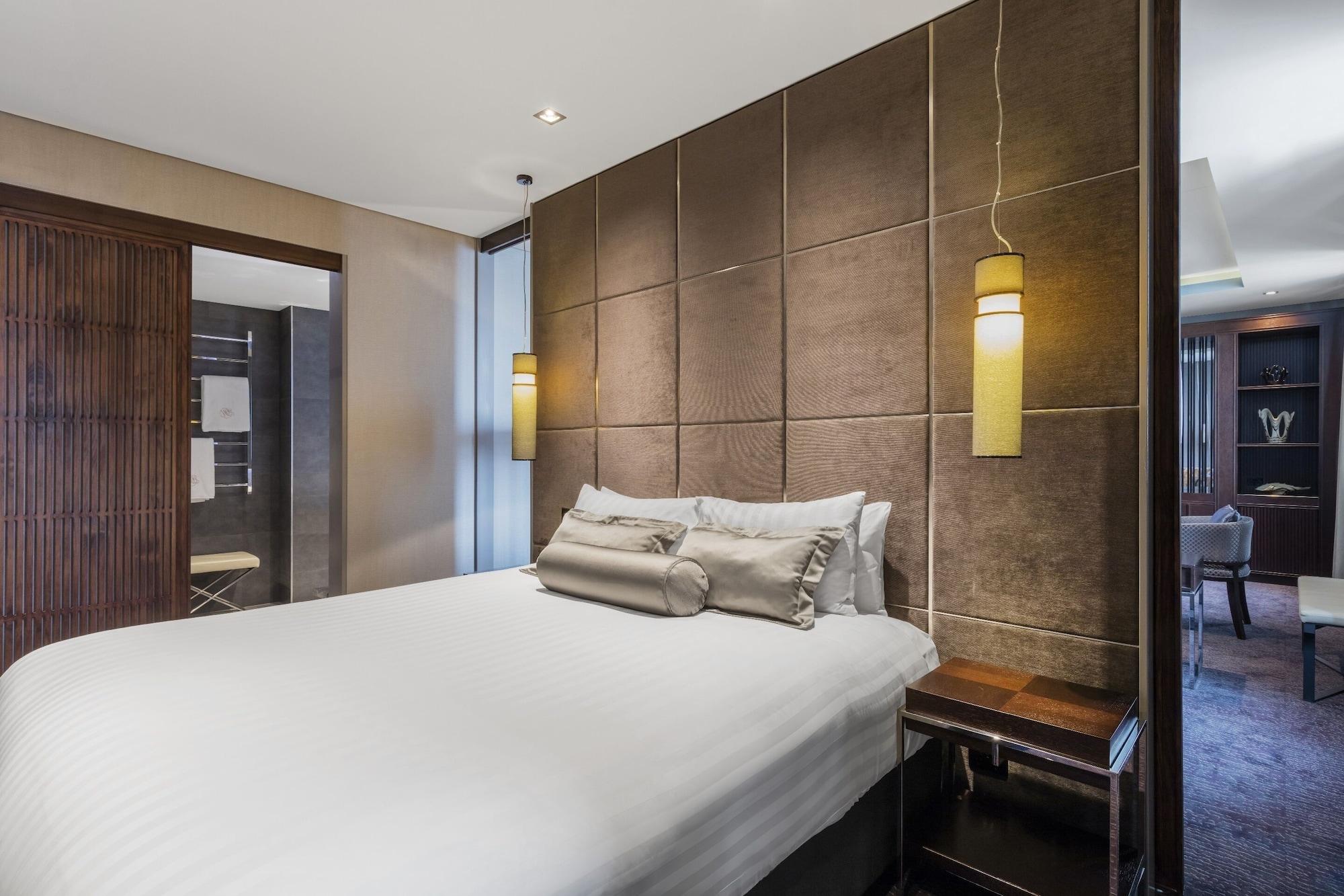 布里斯班甘巴罗酒店 外观 照片 A bedroom at the hotel