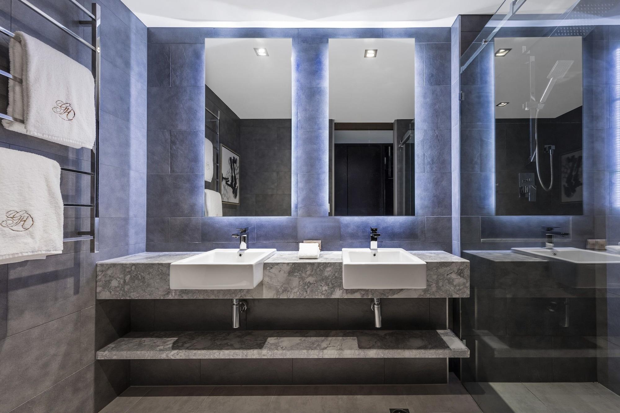 布里斯班甘巴罗酒店 外观 照片 Bathroom