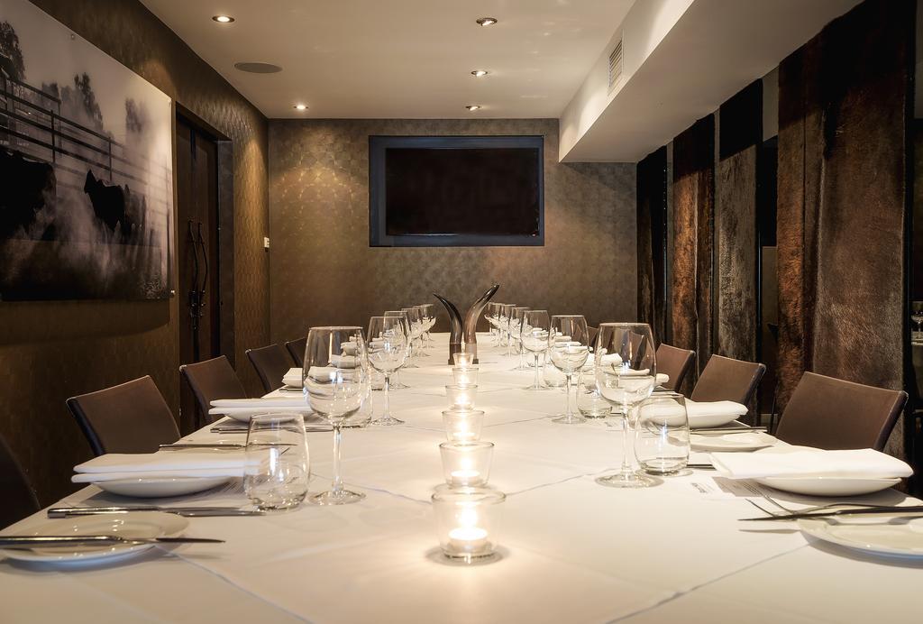 布里斯班甘巴罗酒店 外观 照片 The private dining room at the restaurant